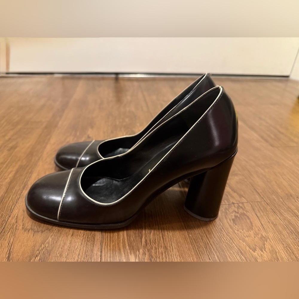 Authentic Prada Block Heels - Picture 3 of 5